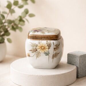 Nippon Porcelain Biscuit Cracker Jar Morriage Hand Painted